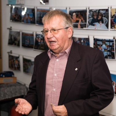 Dan Reinhardt fik 50 års nålen ved rytterfesten - foto: Jesper Skovbølle